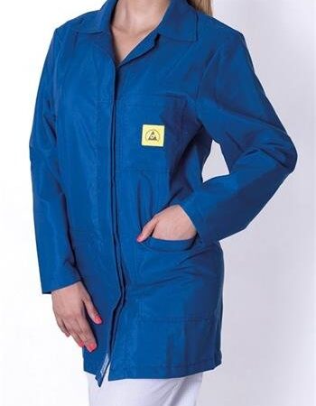 ESD dámsky plášť, 1/2 dĺžky, 63% polyester, 33% bavlna, 4% vodivé vlákno